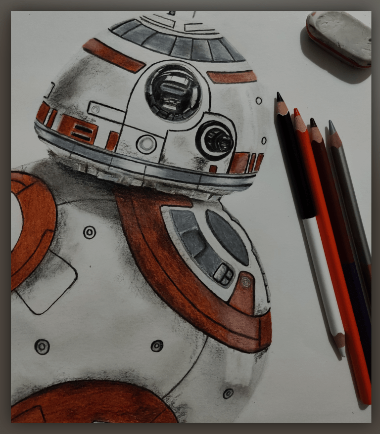 Arturito R2-D2 pintado con colores de madera. Colores usados naranja, negro, gris, blanco, marron, plateado